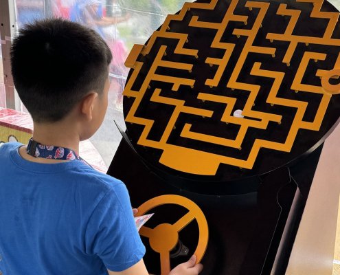 Maze Runner game at Tai Keng event