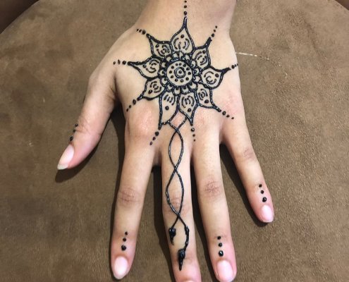 Henna Airbrush tattoo art sample