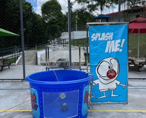 Round Dunk Tank - Sembawang Recreation Centre Round dunk tank at Sembawang Recreation Centre, Singapore