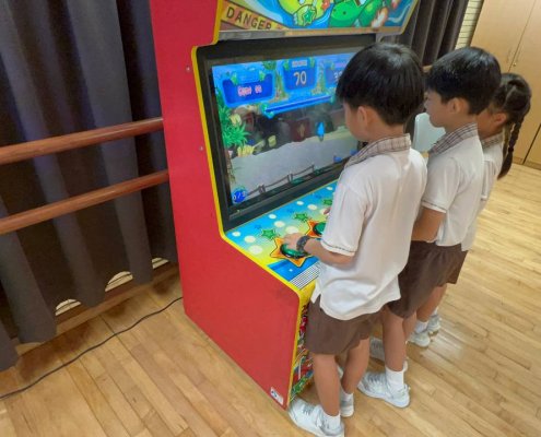 Whack'em Funny Gators - Henry Park Primary School Colorful Whack'em Funky Gators machine at Henry Park Primary School, Singapore – exciting reaction game perfect for family events