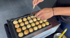 Halal-friendly takoyaki live station for corporate and school events